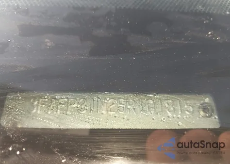 2005 Ford Focus Zx3 z USA, uszkodzony, nr VIN 3FAFP31N25R101815